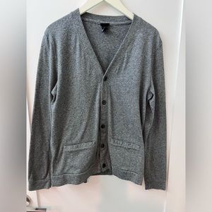 Men’s grey sweater cardigan. Size L